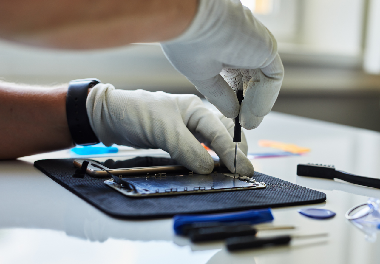 iPhone-16-com-a-Tela-Quebrada